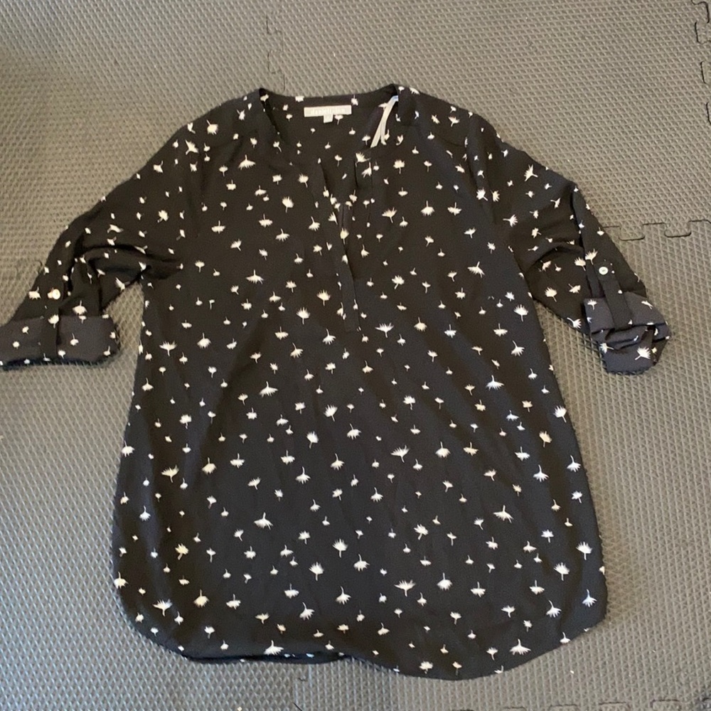 Black and white Half sleeve dress shirt